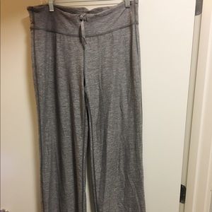 Lululemon Women’s size 10 Studio Pants
